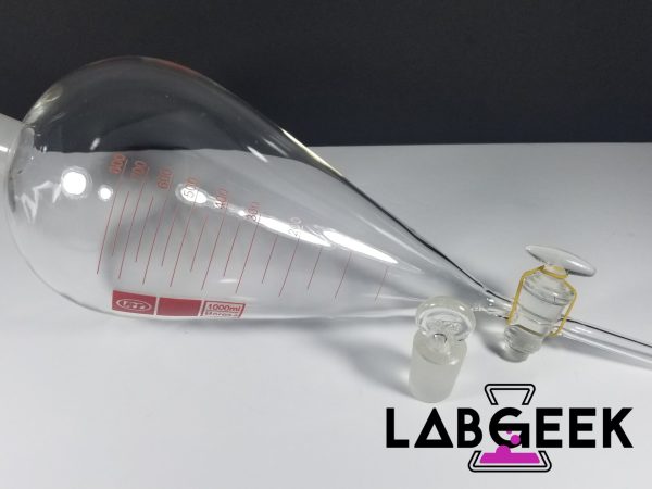 1000ml Graduated Separatory Funnel On 1 LabGeek