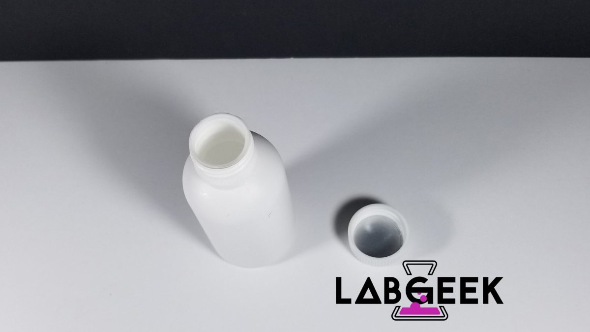 100ml Plastic Bottle Screw Top 2 On LabGeek