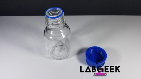 250ml Boro Screw Top Reagent Bottle 2 On LabGeek