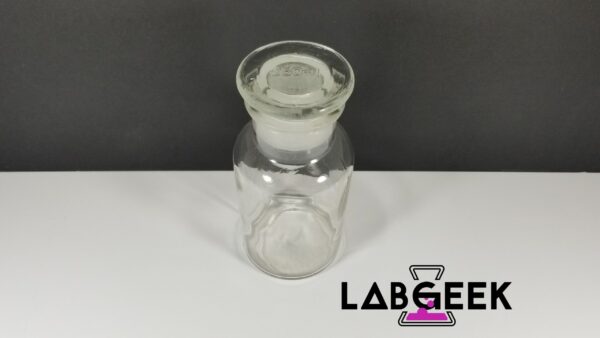 250ml Boro Reagent Jar w/Ground Glass Lid on LabGeek