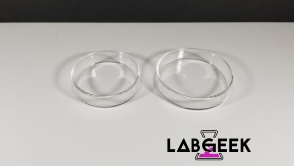 60mm Glass Petri Dish On LabGeek 2