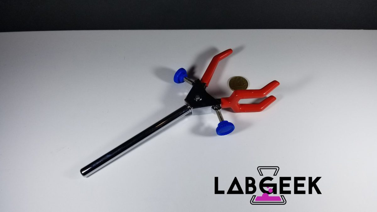 3 Claw Clamp (L) Double Adjustable Closed Open On LabGeek