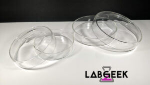 Glass Petri Dish on LabGeek