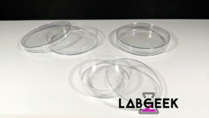 Plastic Petri Dish on LabGeek