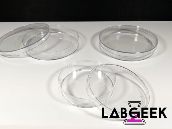 Plastic Petri Dish on LabGeek